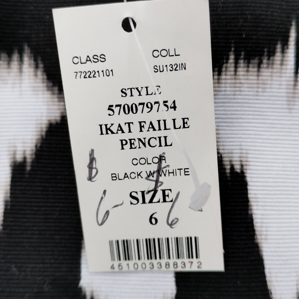 NWT Whitehouse Blackmarket damask mini pencil skirt with side embroidery  Size 6 - Picture 3 of 7